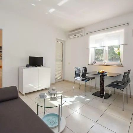 Vicy Apartment Novalja Exterior photo