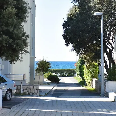 Vicy Apartment Novalja Exterior photo