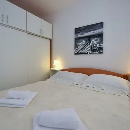 Vicy Apartment Novalja Exterior photo
