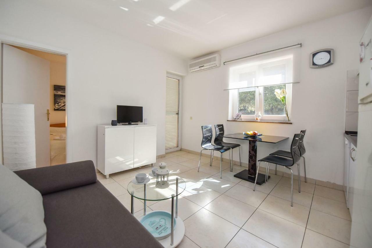 Vicy Apartment Novalja